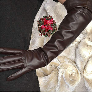 Gants d'hiver élégants et décontractés pour femmes en cuir de vachette de qualité supérieure, compatibles écran tactile, pour la conduite en extérieur – Vente en gros usine - Product Image 3