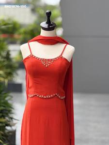 Falda de georgette de diseño elegante con corte de pez y detalles sólidos para mujer - Top sin mangas con pedrería y acolchado - Conjunto con dupatta - Proveedor mundial - Product Image 6