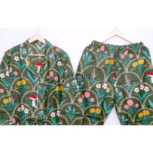 Nouvel Arrivage Ensemble Pyjama en Coton Imprimé Floral Assorti, Pyjama Quotidien Imprimé Indigo, Tenue Confortable pour la Nuit - Product Image 6