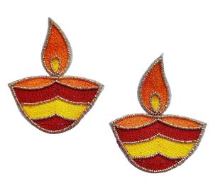 Pendientes de cuentas hechos a mano con forma de Diya, pendientes personalizados con múltiples cuentas, joyería festiva para mujer al mejor precio, pendientes de cuentas. - Product Image 1