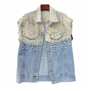 Veste en jean pour femmes en gros avec poches à rabat pour les marques de mode indépendantes avec options d'étiquettes personnalisées - Product Image 3