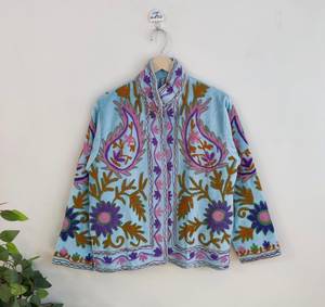 Veste en velours bleu ciel pour femmes, style Suzani, brodée à la main, motif floral Paisley, blazer court décontracté, devant ouvert, doublure rayée - Product Image 2