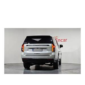 Chevrolet Tahoe High Country 6.2 4WD Modelo Noviembre 2022 con 23,073 km, Caja de Cambios Automática, Asientos de Cuero, Cámara Trasera, GM Daewoo - Product Image 4