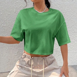 เสื้อยืดครอปท็อปผู้หญิงคุณภาพสูงสำหรับฤดูร้อน ทรงหลวม ปรับแต่งได้ MOQ ต่ำ ราคาสมเหตุสมผล - Product Image 6