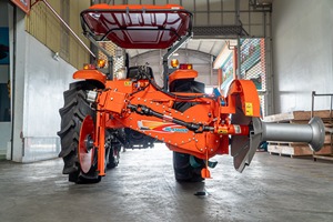เครื่องทำร่องดิน HOGICO 4560VN รุ่น Heavy-Duty พร้อมใบมีดหมุนคม และตัวกดสแตนเลสปรับได้ - Product Image 6