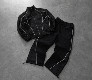 Ensemble coupe-vent unisexe rétro athlétique d'hiver avec capuche, couleur unie, pour la vente en gros aux marques de vêtements de sport américaines - Product Image 2
