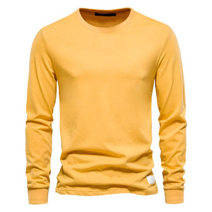 Sweat-shirt à col rond avec logo en relief, design graphique 3D, prix de gros abordable, best-seller - Product Image 2