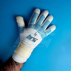 Gants de gardien de but de football professionnels, haute adhérence, paume en latex allemand, gants de gardien de but de football personnalisés, sur mesure pour les matchs - Product Image 5