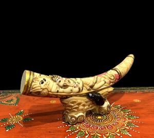 Figuras de Elefantes Religiosas de Resina Europea, Hechas a Mano, Diseño Tradicional, Decoración para el Hogar y la Oficina, Nirmala Handicrafts - Product Image 1