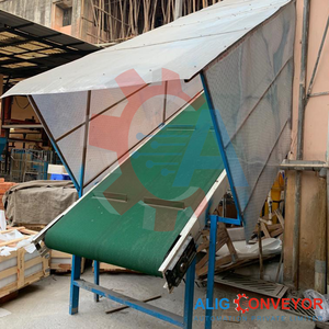 ALIG CONVEYOR Fabricante de Cintas Transportadoras Inclinadas Duraderas con Velocidad Ajustable, Cintas de PVC/Goma para Todo Tipo de Aplicaciones - Product Image 1