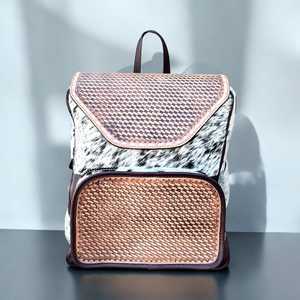 กระเป๋าเป้หนังวัวตะวันตกพร้อมดีไซน์หนังลายสานแบบตะกร้า ราคาขายส่ง - Product Image 1