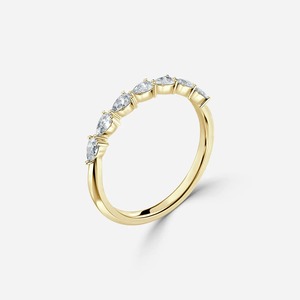 Bague de mariage de luxe en or jaune 14 carats avec sept pierres et diamant de 1 carat en forme de poire cultivé en laboratoire – Fournisseur de joaillerie fine - Product Image 1