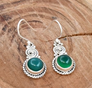 Boucles d'oreilles en onyx vert naturel, argent sterling 925, faites à la main, pierres précieuses en onyx vert, boucles d'oreilles pendantes en forme de goutte, bijoux vintage bohèmes - Product Image 5