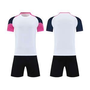 Uniforme de football personnalisé avec sublimation, couleurs idéales pour votre équipe - Product Image 5