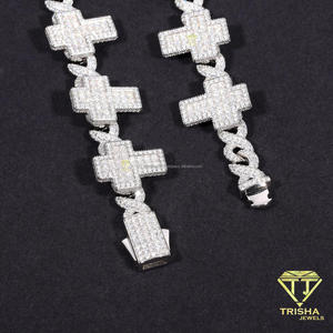 Collier en argent sterling 925 avec diamant moissanite et croix géométrique pour les détaillants de boutiques et les fournisseurs professionnels de bijoux - Product Image 2