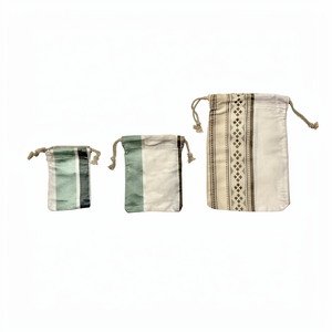 Pochette à cordon en soie recyclée, sac cadeau éco-responsable en patchwork, fait main, durable, zéro déchet, multicolore, taille personnalisée - Product Image 1