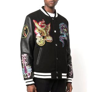 Chaqueta Varsity Personalizada para Hombre 2026 con Capucha Transpirable, Chaqueta de Invierno, Mangas de Cuero Vacuno Genuino, Nueva, Venta al Por Mayor - Product Image 2