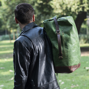 Bolsa de Viaje Vintage de Cuero Verde con Asa, Diseño Duradero - Bolsa de Viaje Multifuncional de Cuero - Product Image 4