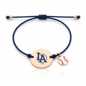 Regalos de recuerdo al por mayor, pulsera de cuerda con dije metálico personalizado con el logo del equipo de béisbol deportivo. - Product Image 1