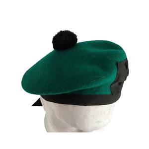 Gorro Balmoral Verde y Negro Liso con Pompón, Gorro de Lana Balmoral, Sombrero Tradicional de Piper, Sombrero Escocés al por Mayor - Product Image 2