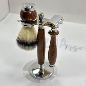 Set de Afeitado en Húmedo de Madera Premium con Maquinilla de Afeitar, Brocha, Tazón y Soporte, Kit Clásico de Cuidado Personal para Hombres - Product Image 3