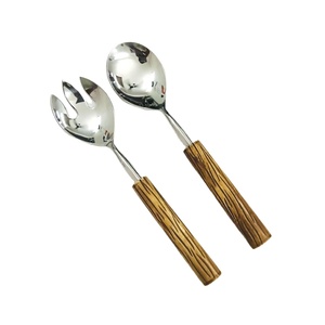 Proveedor profesional que vende el servidor de ensalada con mango de hueso Natural plateado de acero inoxidable de la mejor calidad para uso en hoteles y restaurantes - Product Image 1