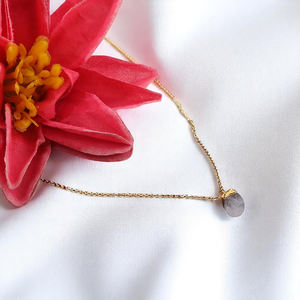 Collar con Colgante de Piedra Lunar Arcoíris de 8–10 mm, Piedra de Nacimiento |   Joyería de Piedras Preciosas Naturales con Cadena de 18 Pulgadas - Product Image 2