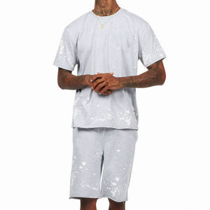Ensemble de vêtements de sport pour homme, t-shirt et short légers et décontractés, tenue de sport en deux pièces pour la salle de sport, la remise en forme, l'entraînement quotidien - Product Image 4