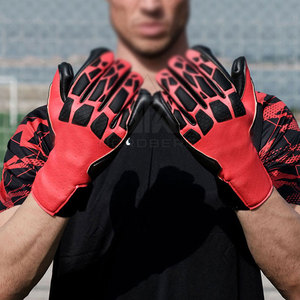 Guantes de portero de fútbol New Deign de primera calidad, guantes de portero de dedos completos para jóvenes, para toda la temporada - Product Image 3