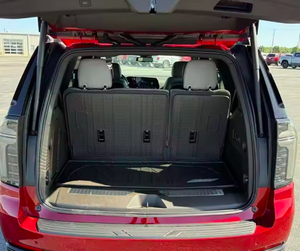 Rojo, Tahoe Z71 2024, 4WD, Automático, R18, Llantas de Aleación Usadas, Asientos de Cuero, Sistema de Navegación Ligero, Arranque Remoto, Volante a la Izquierda - Product Image 3