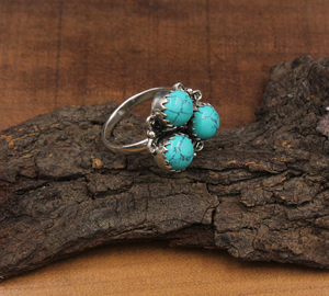 Wholesale Shree Jaipur Silver SJSM-4400 Natural <b>Turquoise</b> 3-Stone Cluster Bezel Set Sterling Silver Classic Unisex Gemstone <b>Ring</b> - Product Image 6