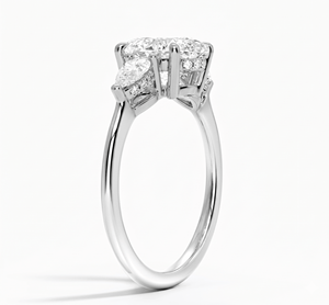 Bague de fiançailles Victoria avec diamant taille ovale et bande de diamants taille poire pour femme, diamants de laboratoire - Product Image 4