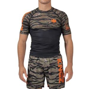 Camiseta de Rashguard de MMA Personalizada OEM - Spandex/Poliéster Transpirable de Secado Rápido con Protección UPF50, Opciones de Logotipo y Color Personalizados - Product Image 1