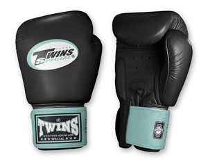 Gants de boxe en cuir de qualité supérieure personnalisés pour le kick-boxing et l'entraînement MMA - Séchage rapide, couleurs et logos personnalisés - Product Image 1