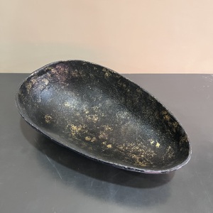 Bandeja de Almacenamiento Decorativa Moderna en Forma de Huevo, de Aluminio, Acabado Negro y Dorado, Decoración para el Hogar, Artesanía Metálica, Diseño Artesanal, TR600 - Product Image 2