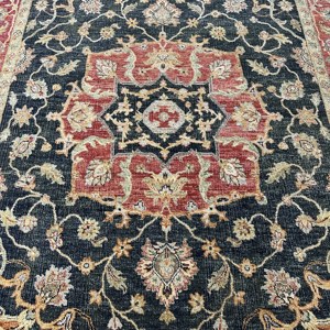 Tapis persan indien en soie noué à la main, 8x10 pieds, noir anthracite, motif floral traditionnel, fait main - Product Image 3