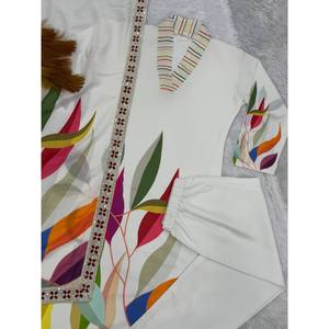 Bel ensemble de costume de fantaisie à impression numérique pour femmes pour les fêtes - Product Image 3