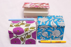 Cuaderno con Cubierta de Tela con Estampado Floral – Diario Floral Hecho a Mano – Cuaderno para Regalos, Escritura y Decoración del Hogar - Product Image 4