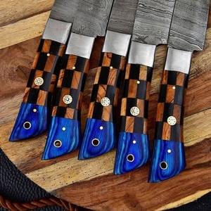 Ensemble de couteaux de chef personnalisés en bois de rose écologique avec lames en acier inoxydable, design échecs marron et noir, 3 pièces - Product Image 4