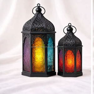 Farol marroquí de metal negro y vidrio de colores - Product Image 1