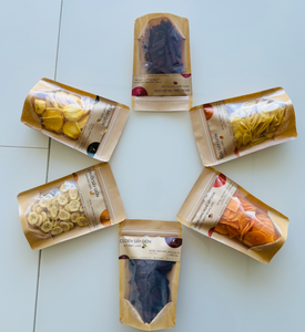 Nuestra mezcla de frutas secas crujientes ofrece una opción de refrigerio delicioso y saludable a un precio asequible. - Product Image 5