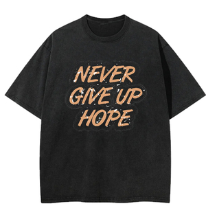 T-shirt décontracté pour homme à manches courtes, col rond, coupe classique, 100 % coton jersey, imprimé « Never Give Hope », style streetwear - Product Image 1