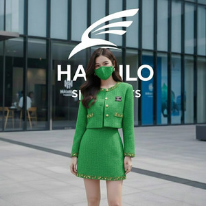 Conjunto de faldas personalizadas OEM a la moda para mujer, top corto con capucha y estampado de logotipo informal, conjunto de faldas con capucha para invierno - Product Image 6