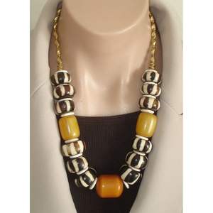 Collier en résine et bois, accessoire de mode en cristal, ajustement confortable et lisse, RR ENTERPRISES RR202518183 - Product Image 4