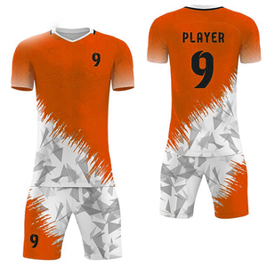 Uniformes de Fútbol Impresos de Secado Rápido y Transpirables con Logotipo y Nombre de Equipo Personalizados, 100% Poliéster Sublimado, Ropa Deportiva al Por Mayor - Product Image 5