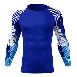 Chemise de bain à manches longues pour homme, imprimé tropical bleu, séchage rapide, coupe sportive, col rond - Product Image 1