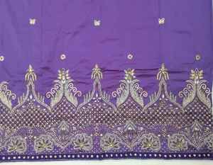 Tela de Alta Calidad 100% Poliéster Ecológica para Niñas, Diseño Nigeriano George Wrapper con Cuentas Doradas, Peso Medio - Product Image 2