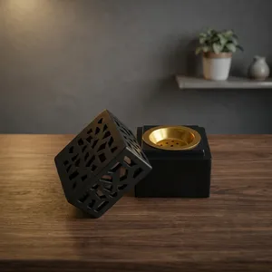Quemador de Incienso de Madera Geométrico Blanco con Tapa Ventilada con Recortes Intrincados y Taza de Metal Dorado Perforada Extraíble - Product Image 6