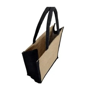 Bolsa de Compras Ecológica de Yute Teñido con Impresión Personalizada, Asa Acolchada de Algodón y Patrón de Letras - Precio Incluido - Product Image 3