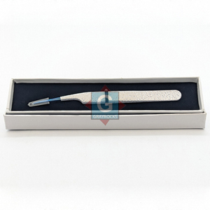 Pinzas de Acero Inoxidable con Punta de Fibra de Alta Calidad y Agarre Nano para Extensiones de Pestañas con Hermosos Colores - Product Image 6